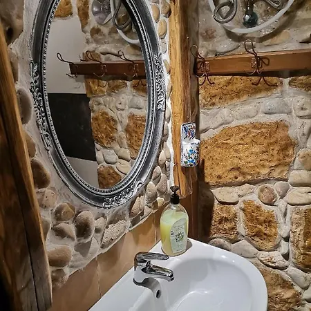 Skyrosfamilyhouses-konatsi Skyros